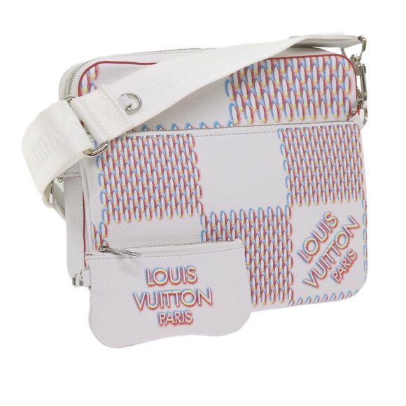 LOUIS VUITTON Damier Giant Spray Trio Messenger Bag White Auth - Picture 1 of 16
